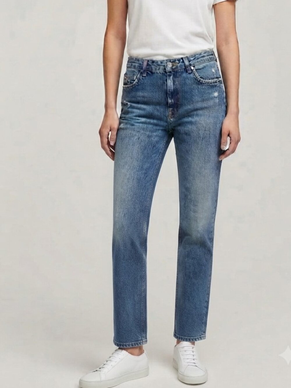 ZARA Women's Size 4 Blue Cotton Denim Distressed Straight Leg Jeans Breathable